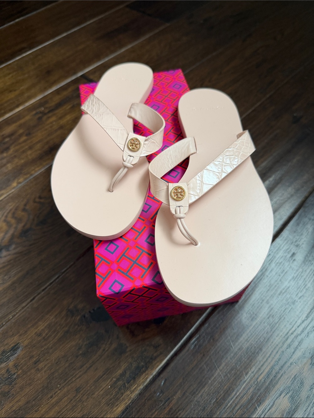 Tory Burch Benton Thong Leather Sandals